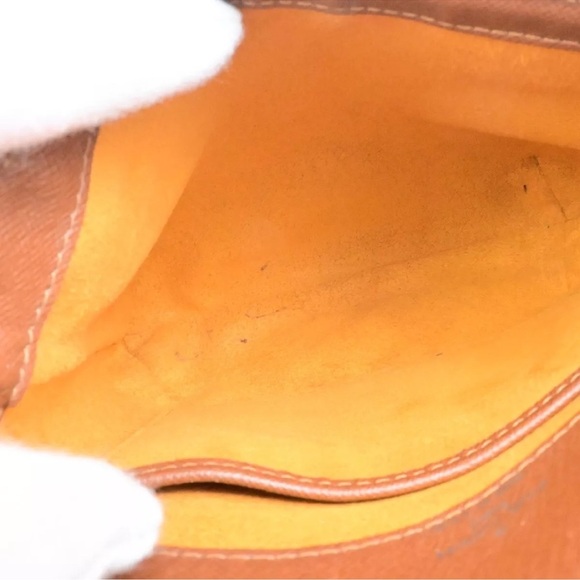 Louis Vuitton Musette crossbody bag - Picture 9 of 16